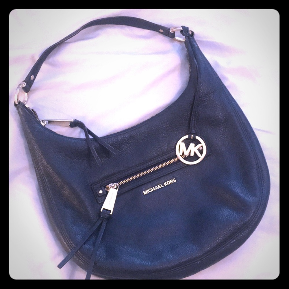 Michael Kors M navy pebbled leather hobo